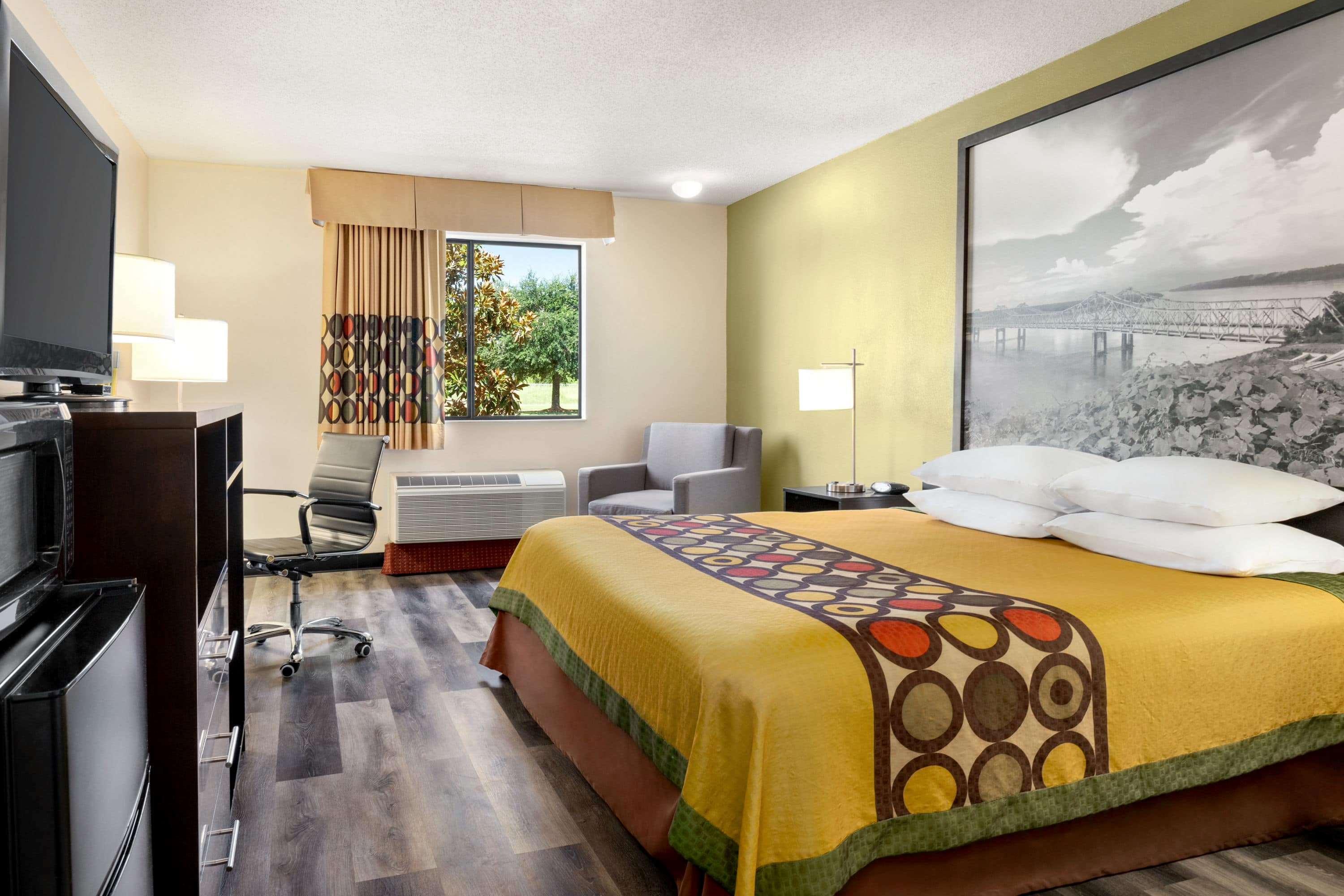 Super 8 By Wyndham Clinton Otel Dış mekan fotoğraf